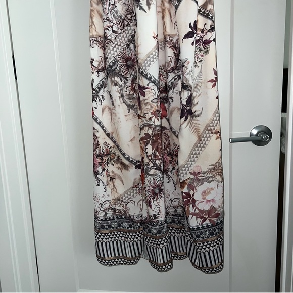 Selfridge Maxi Dress - Picture 4 of 7